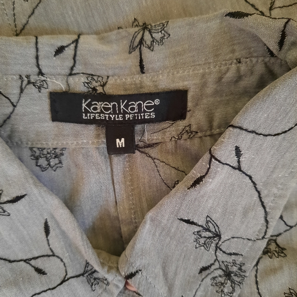 Karen Kane embroidery button down top shirt sz M/P *M6 - Picture 4 of 6